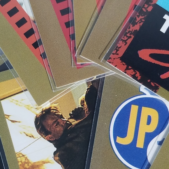 Vintage JP Topps Trading Cards Lot of 12 Jurassic Park Movie Cards Lot# 9 - Picture 3 of 10